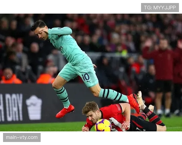 阿森纳廷贝尔复出强化边路防守，枪手后防深度得到补充